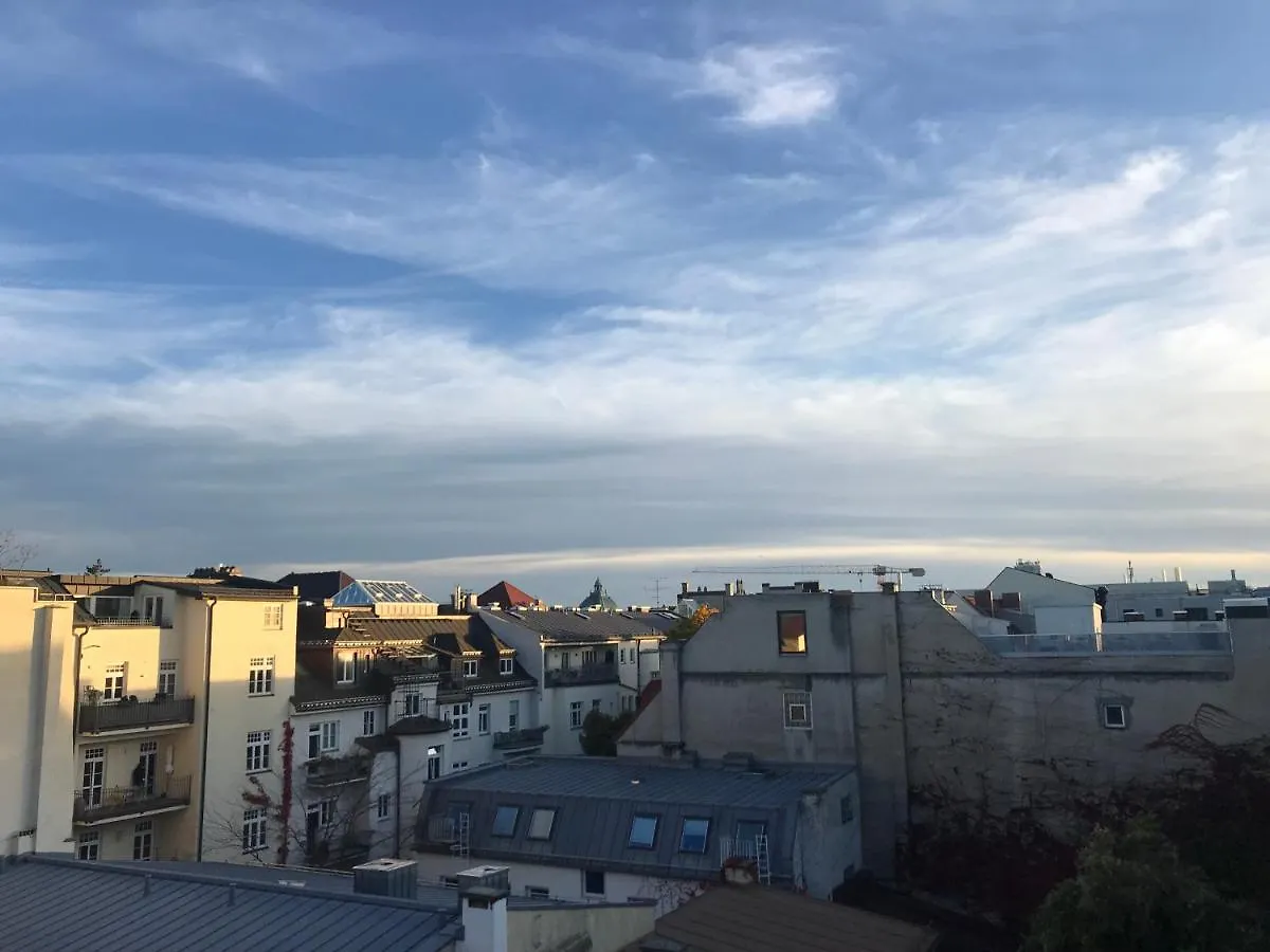 뮌헨 Gemutliches Zuhause Im Dachgeschoss Am Konigsplatz 아파트