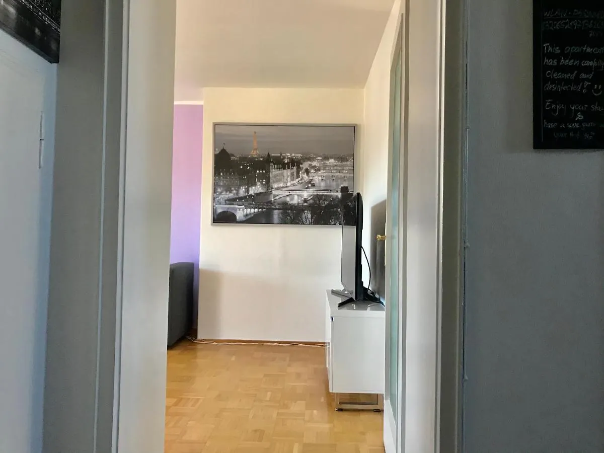 Ferienwohnung Gemütliches Zuhause im Dachgeschoss am Königsplatz München Apartment