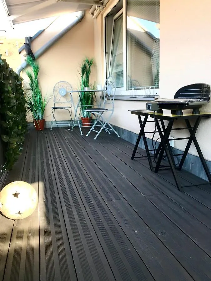 Apartment Ferienwohnung Gemütliches Zuhause im Dachgeschoss am Königsplatz München