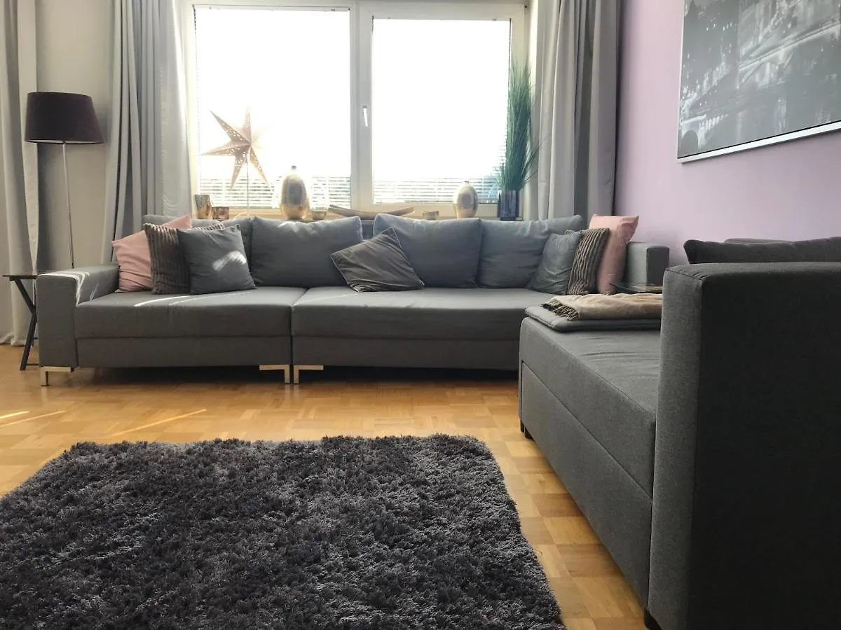 Gemutliches Zuhause Im Dachgeschoss Am Konigsplatz Apartment Munich